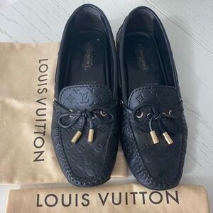 Louis Vuitton Black women’s Loafers 👞 💯 authentic